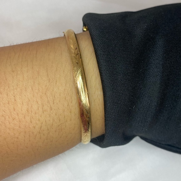 14K YELLOW GOLD vintage etched bangle bracelet REAL GOLD - Picture 14 of 17